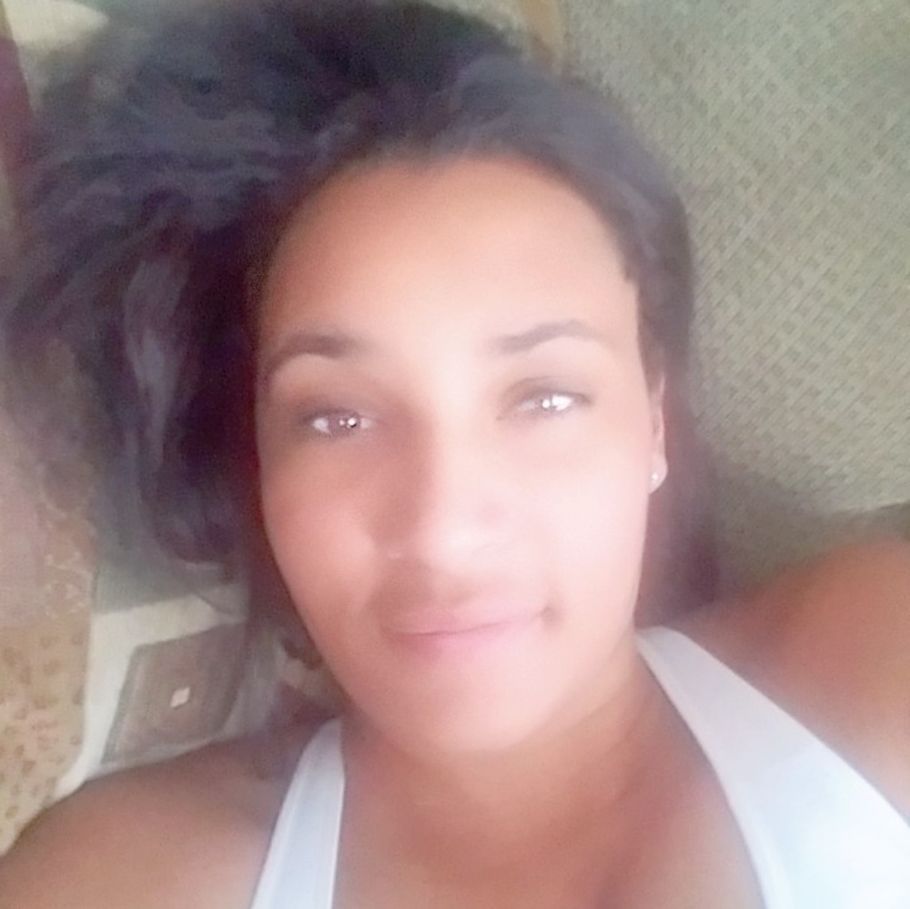 Meet your Posher, Adrianna